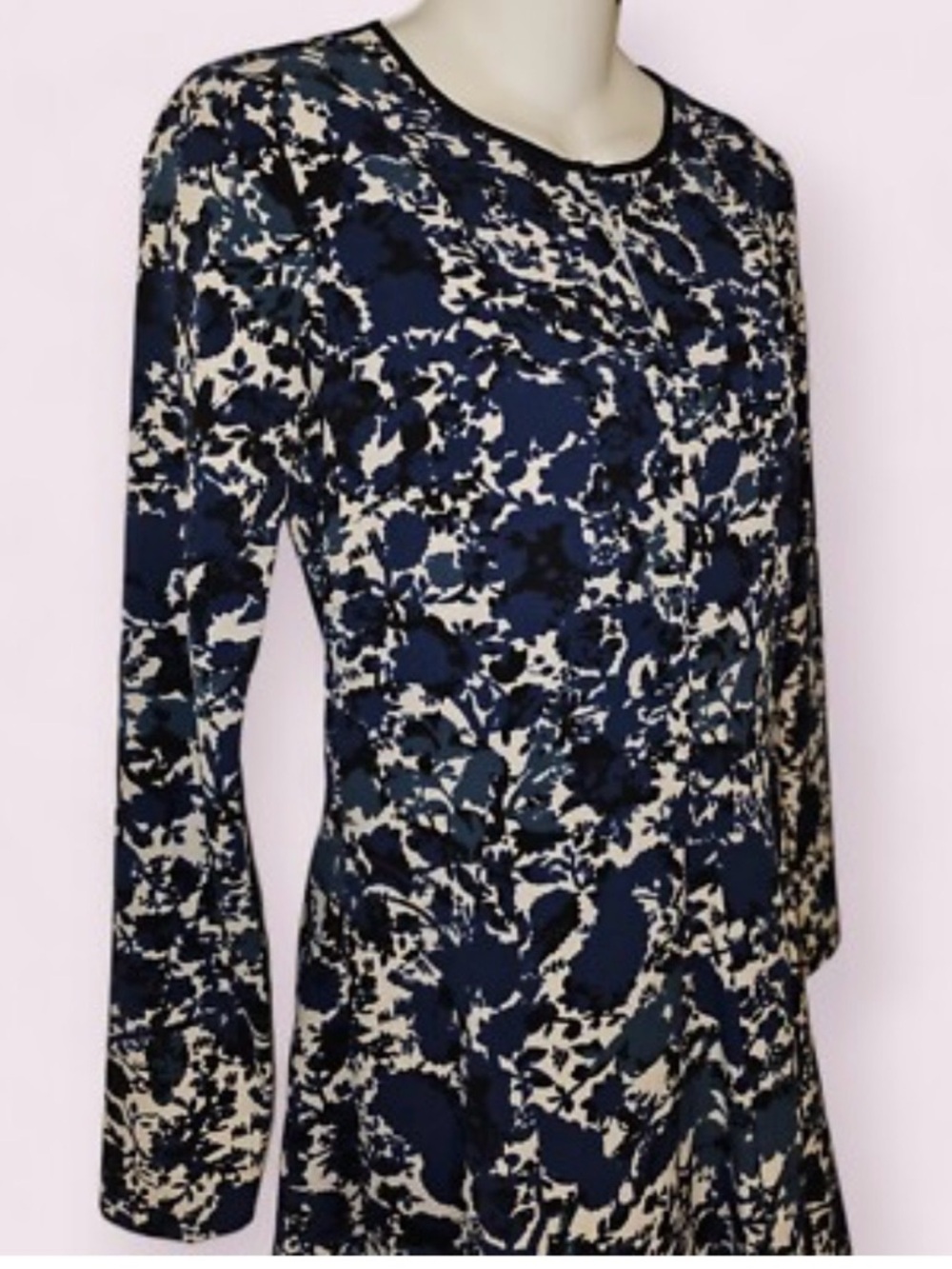 Vera Wang Navy and Cream Long Sleeve Floral Dress